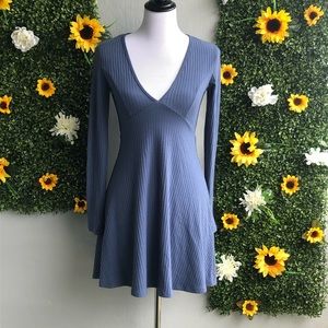 FOREVER 21 Long Sleeve Circle Skirt Dress